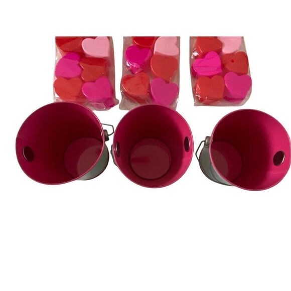 Lot Of 7 Valentines Day Supplies Heart Boxes Stamps Buckets School - Picture 5 of 12